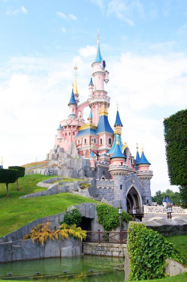 Grand Studio Disney, Queen Size, Coffee, Wifi Montévrain Exteriör bild